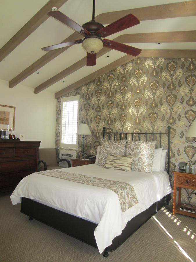 Cypress Inn Carmel-by-the-Sea ภายนอก รูปภาพ