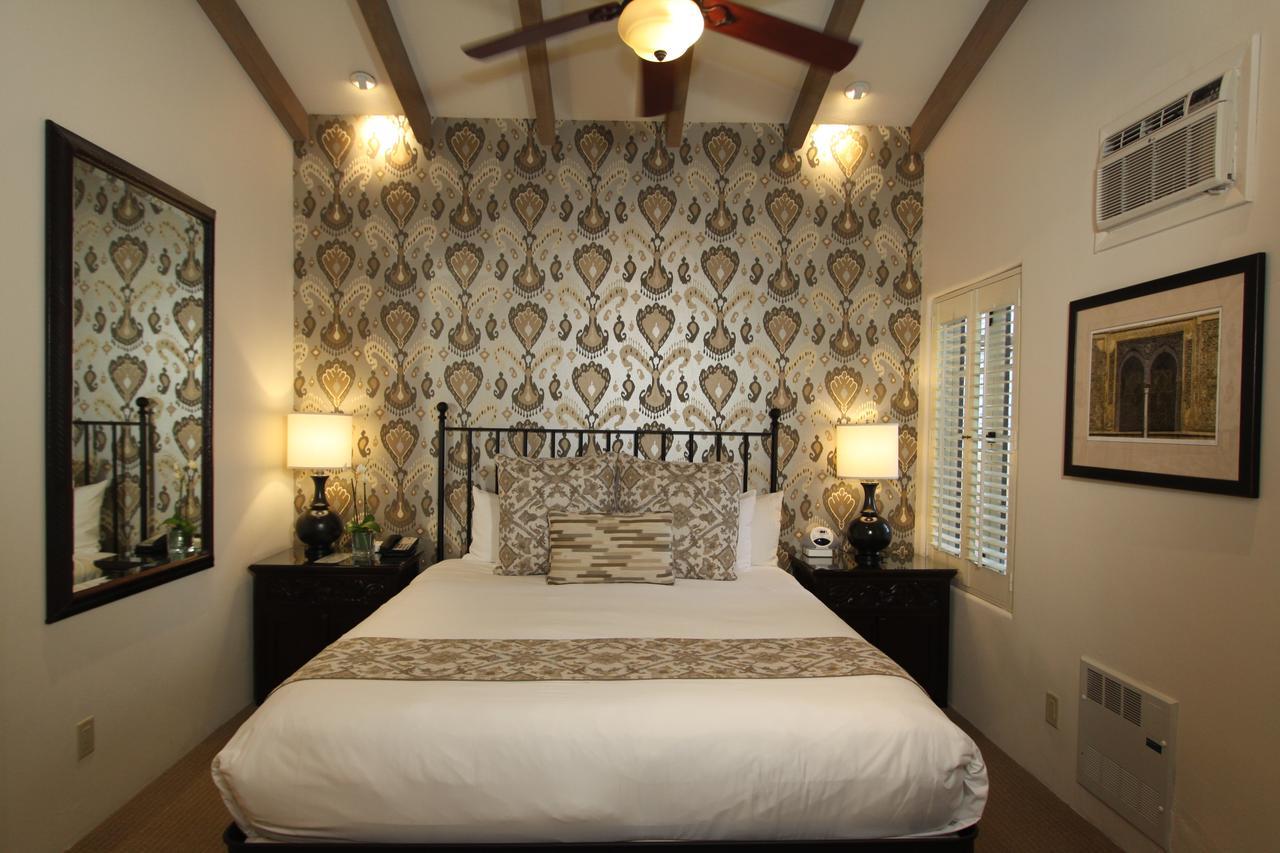 Cypress Inn Carmel-by-the-Sea ภายนอก รูปภาพ